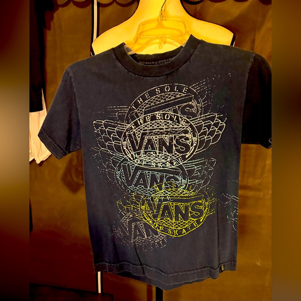 Vans black t-shirt. Great condition. Youth size small. 079